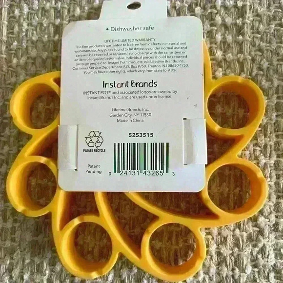 Instant Pot silicone egg rack, brand new and unused. - Picture 2 of 2